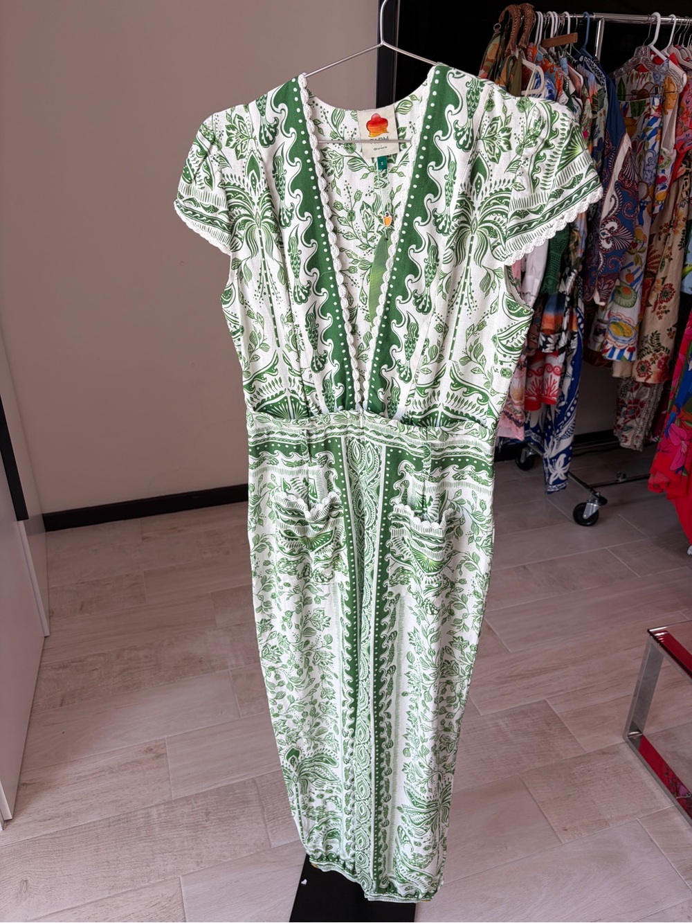 FARM Rio RIVER RIDE GREEN
JUMPSUIT - Picture 7 of 12
